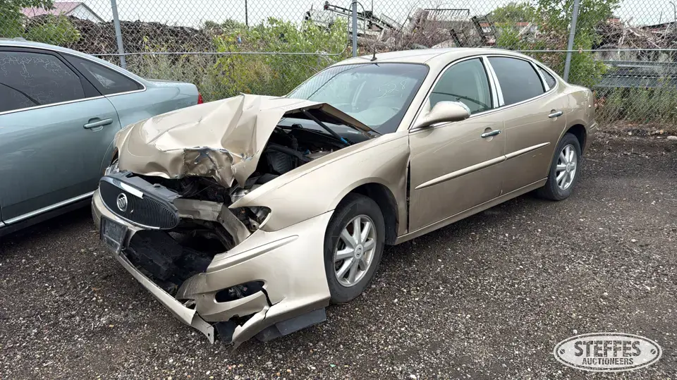 2005 Buick LaCrosse CXL Car