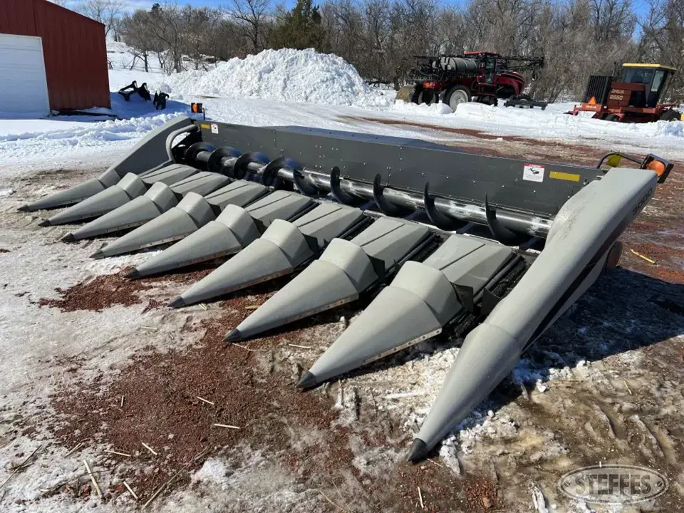 2012 Agco 3000 Corn Head