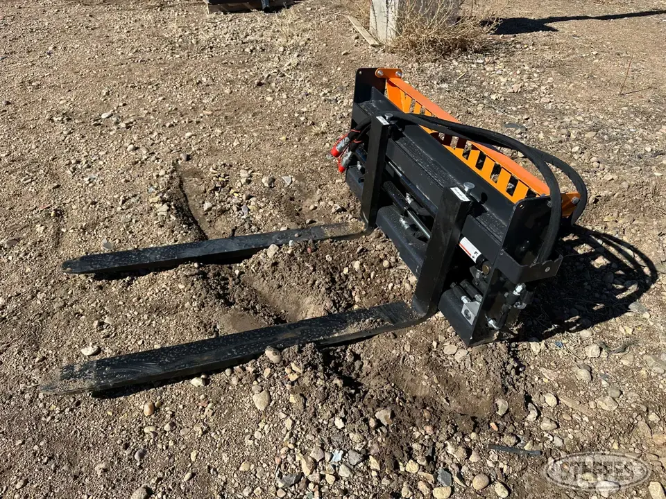 2023 Wolverine PFA-11-3300G Skid Steer Fork