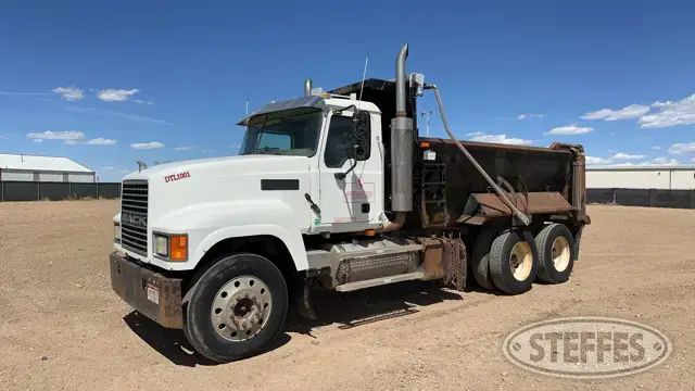 2007 Mack CHN613