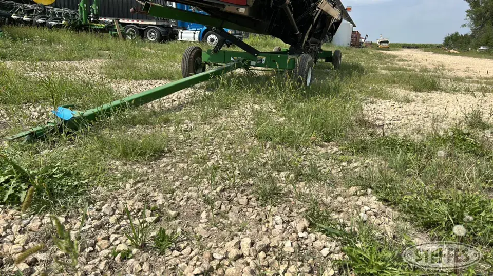 Unverferth HT30 Header Trailer