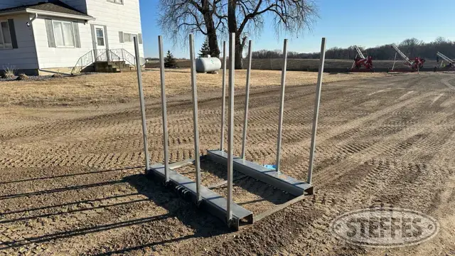 Tire carrier