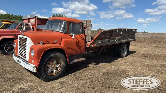 International Loadstar 1700
