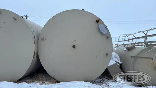 400 barrel oil tank