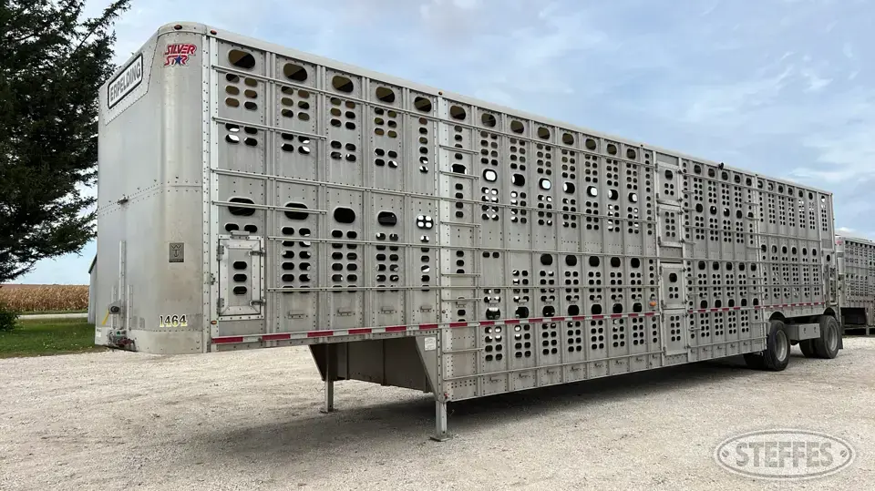 2016 Wilson PSDCL-402 Semi Livestock Trailer