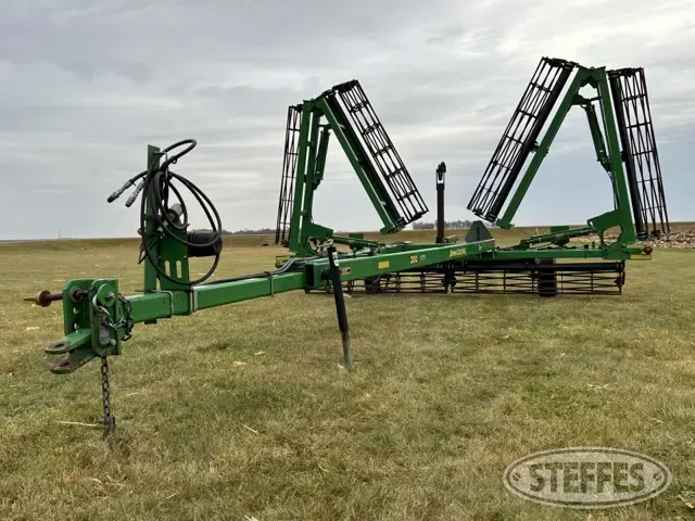 2007 John Deere 200
