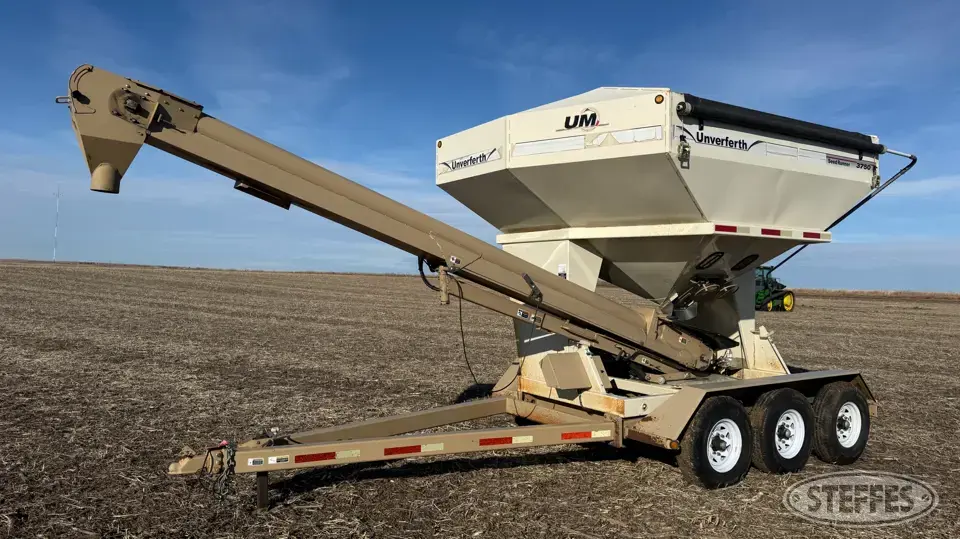 Unverferth Seedrunner 3750 Bulk Seed Tender Trailer