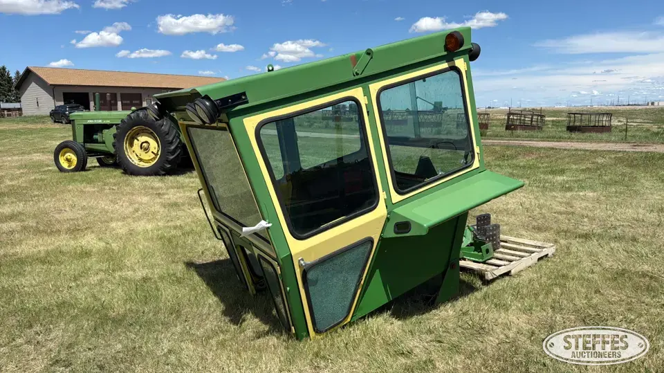 Hiniker cab Tractor Part
