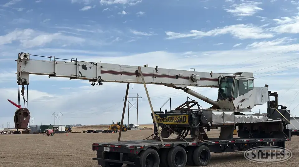 National Crane 18103 Hyd. Truck Crane