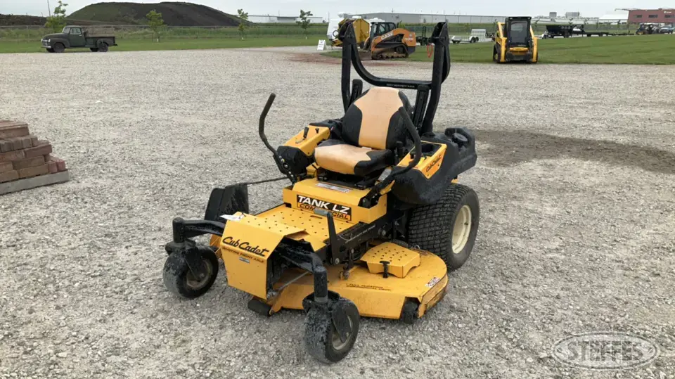 2012 Cub Cadet Tank LZ Zero Turn Mower