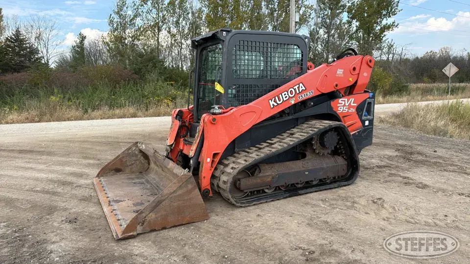 2018 Kubota SVL95-2S Tracked Skid Steer