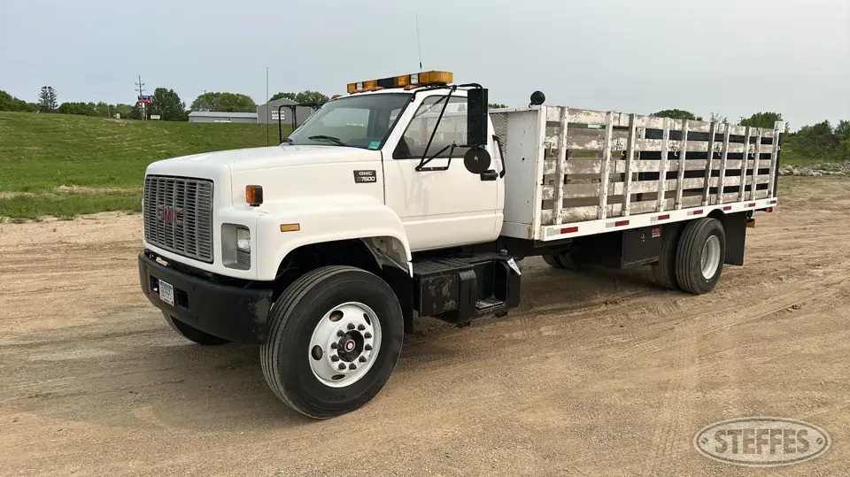 2000 GMC C7500 Flatbed Truck