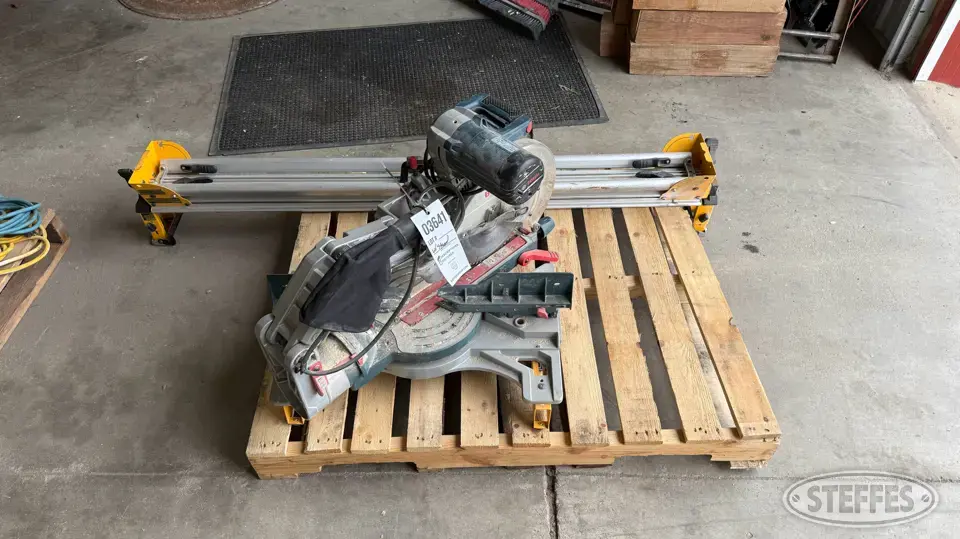 Bosch sliding miter saw Power Tool