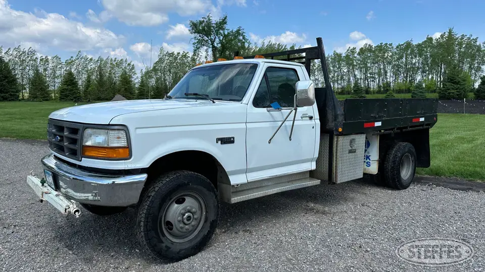 1997 Ford F-350 XL 1 Ton Pickup