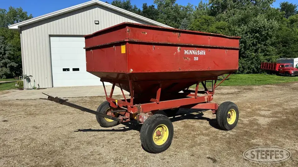 1978 Minnesota 260 Gravity Box