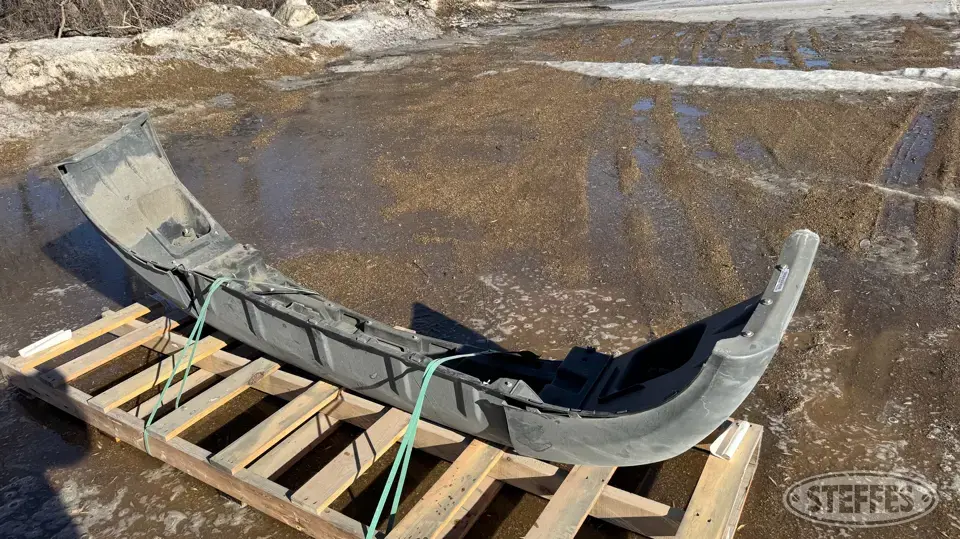 Peterbilt bumper Truck-Trailer Part