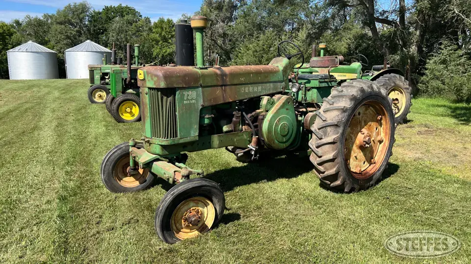 1959 John Deere 730 Collectible Tractor