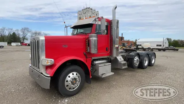 2014 Peterbilt 388