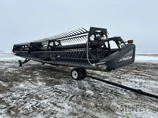 2010 MacDon FD70