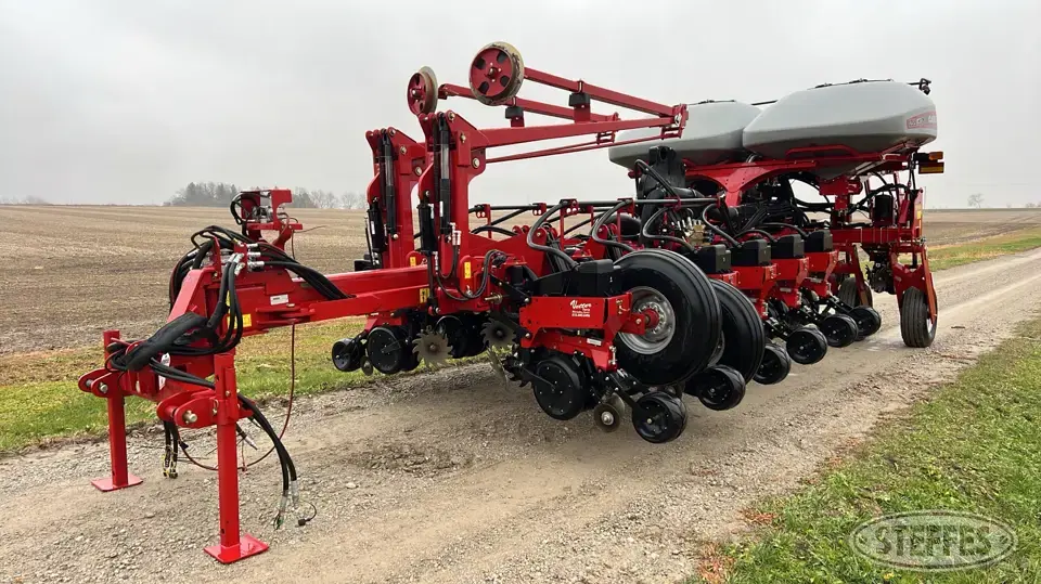 2013 Case IH 1255 Early Riser 12 or More Row Planter