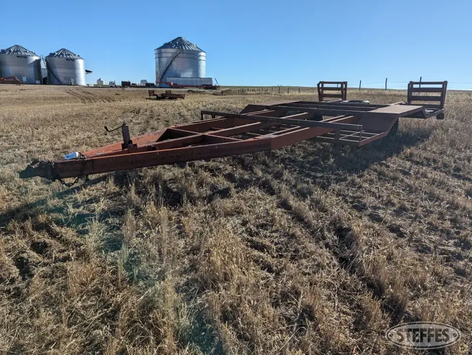 1977 Donahue 1050XL Ag-Combine-Sprayer Trailer