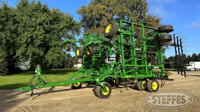 2022 John Deere 2430