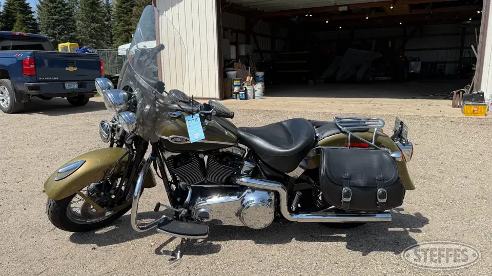 2007 Harley Davidson Springer Softail Motorcycles and Scooter