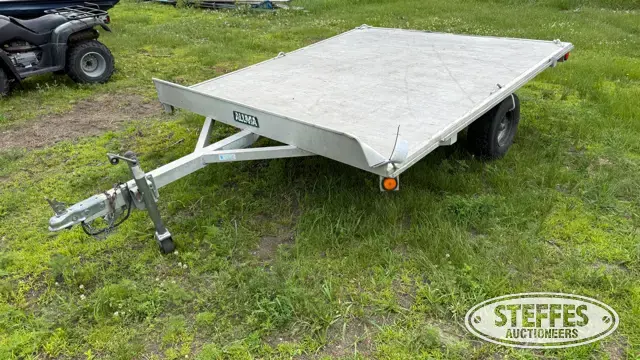 2004 Aluma single axle utility trailer