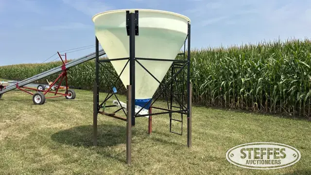Hopper bin