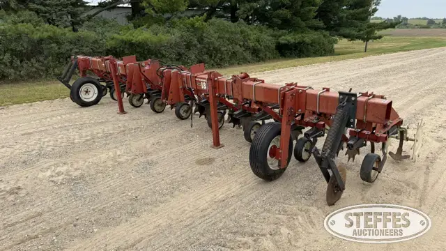 International 183