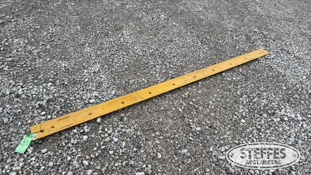 Steel cutting edge