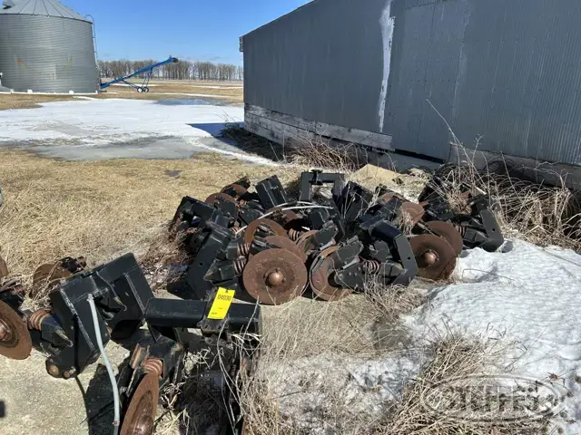 (12) Amity fertilizer bander attachments