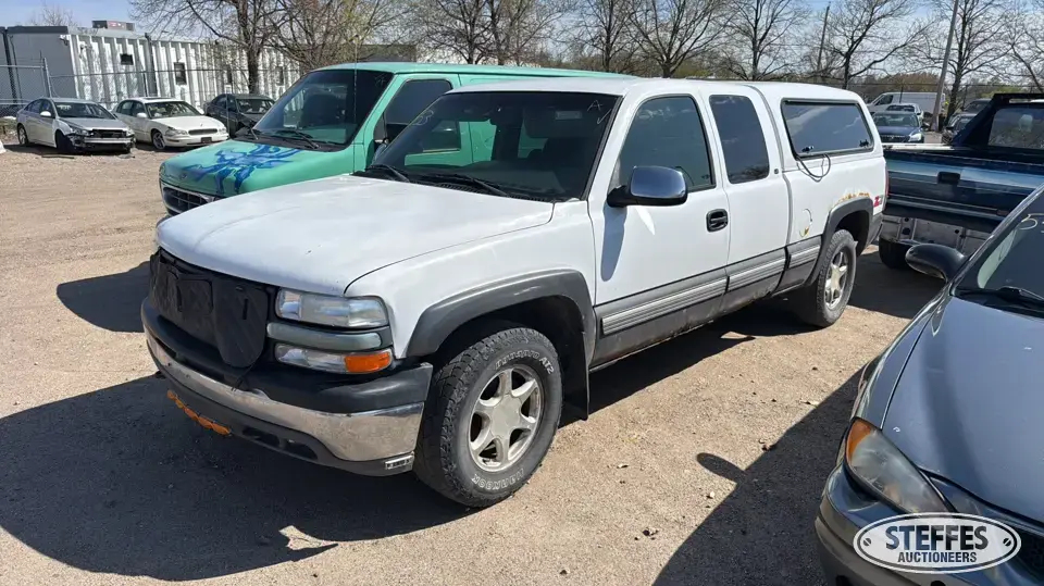 2000 Chevrolet Silverado K1500 Half Ton Pickup
