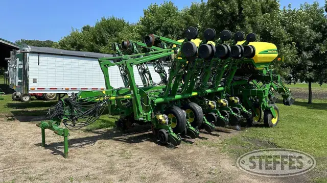 2003 John Deere 1790