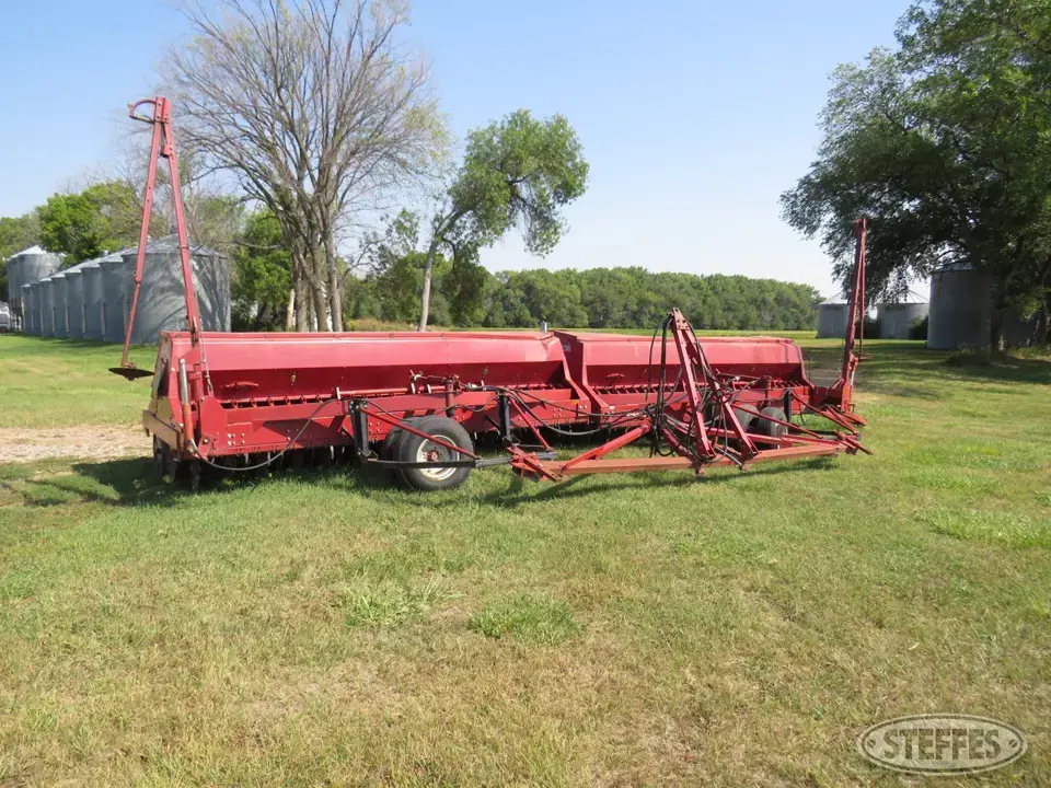 Case IH 6200 Press Drill