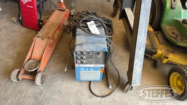 Miller Roughneck 1e