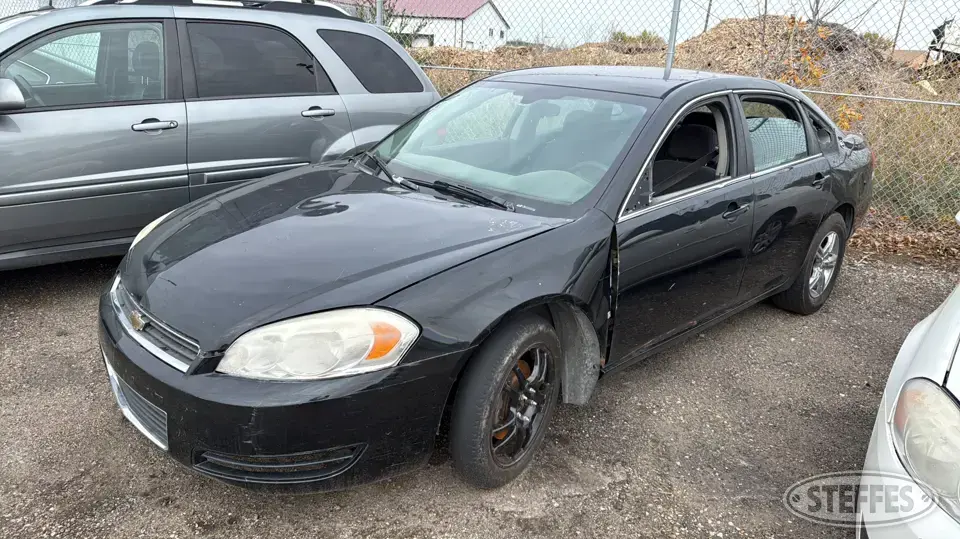 2008 Chevrolet Impala LS Car