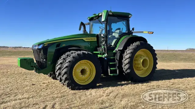 2022 John Deere 8R 410