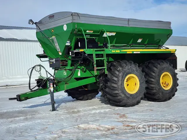 2009 John Deere DN345