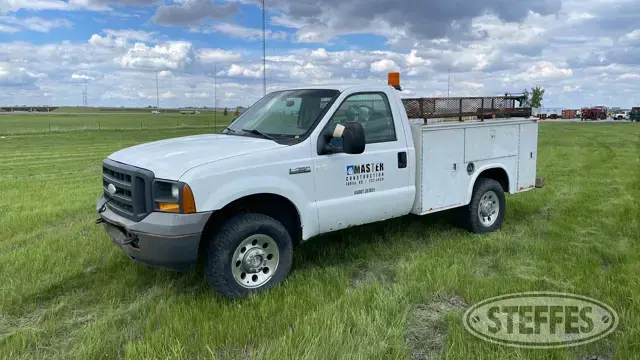 2005 Ford Super Duty F-350 XL