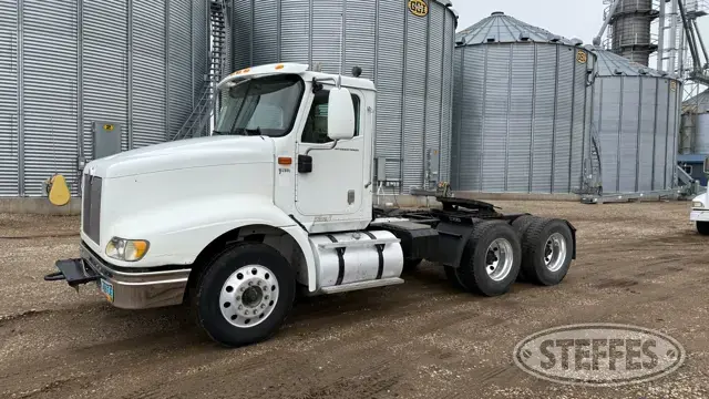 2004 International 9200i