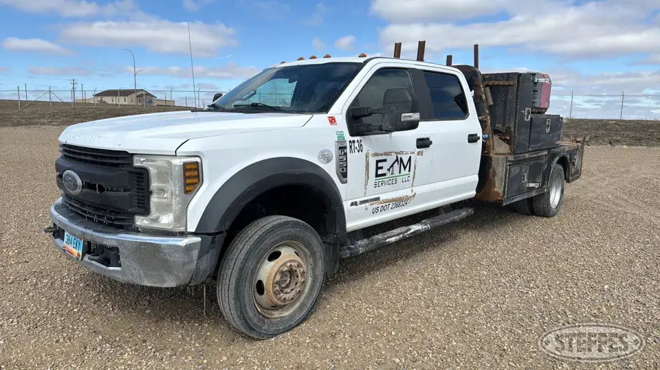 2019 Ford F-550 XL Flatbed Truck