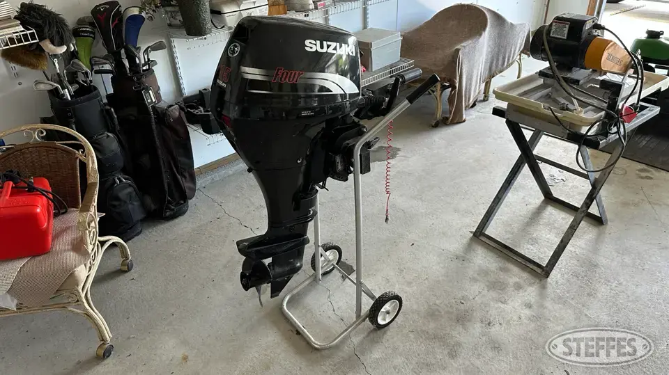 Suzuki Four DF15 Boat Motor
