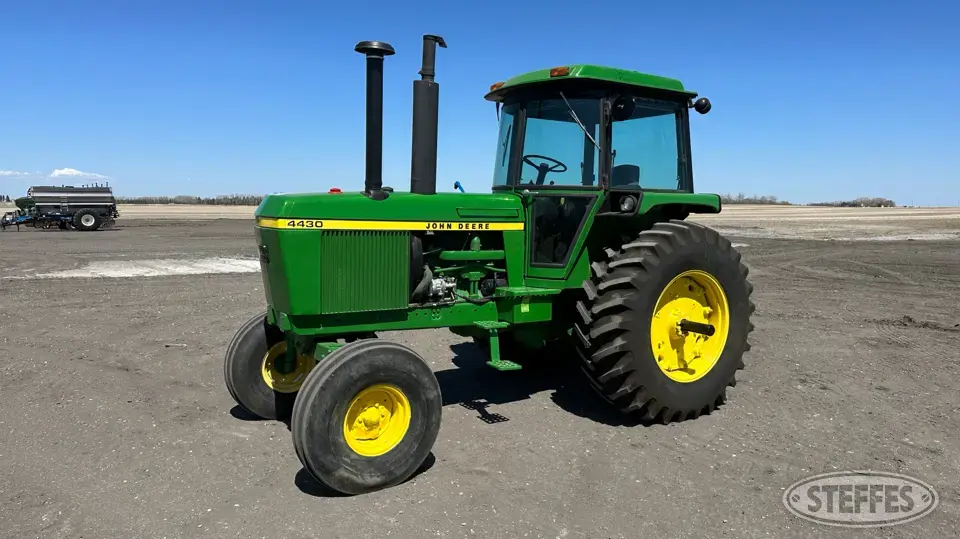 1977 John Deere 4430 2WD Tractor