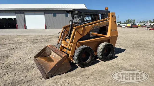 2000 Case 1845C