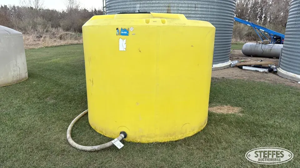 Ace Roto-Mold 1,650 gal. poly tank
