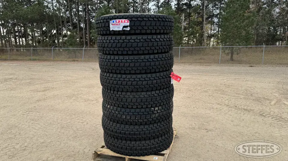 (8) Kapsen HS207 11R24.5 Tires Truck Tire