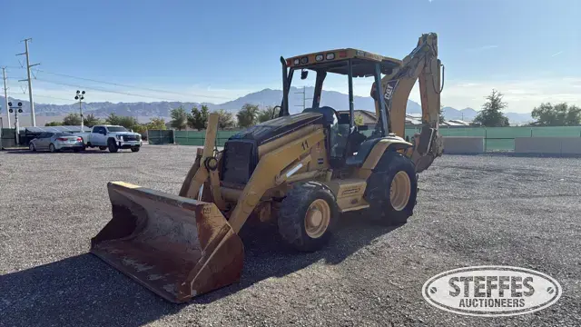 2004 CAT 420D