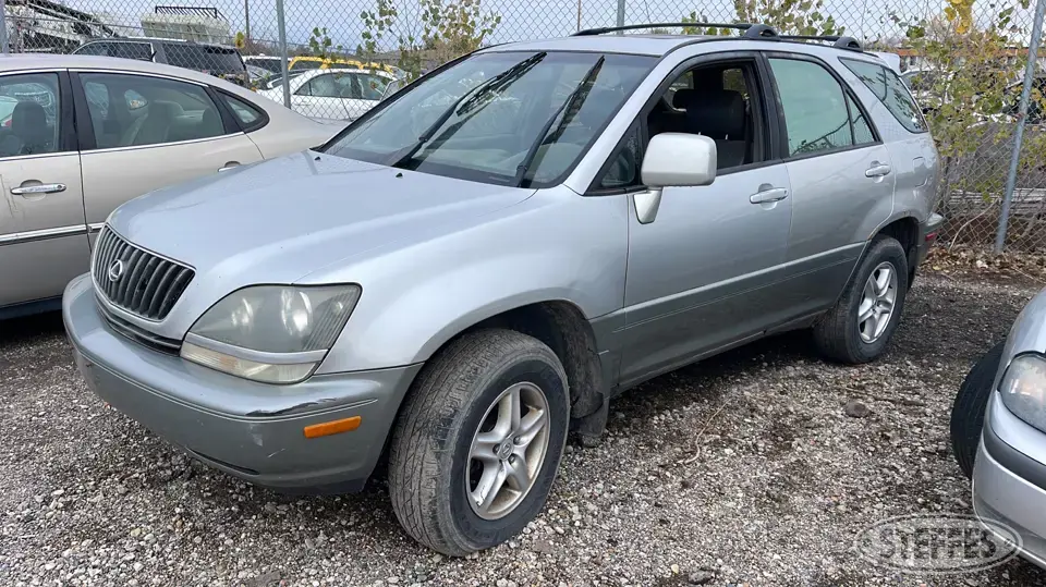 1999 Lexus RX300 SUV