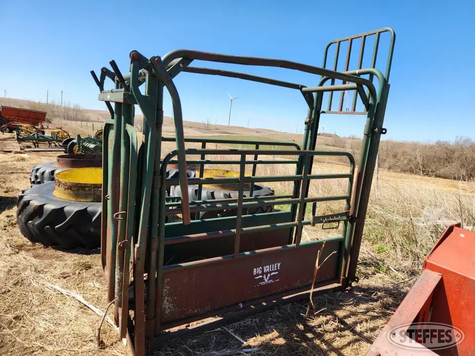 Big Valley Squeeze Chute